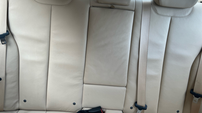 BMW 3 Series 330d xDrive Luxury 4dr Step Auto Diesel Saloon